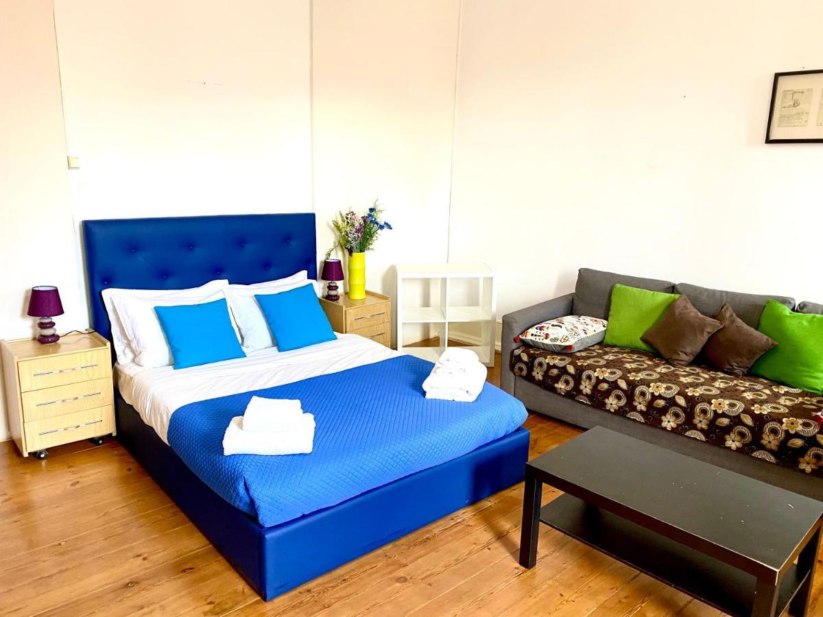 Classic Chiado 1 - Central Guest House Room With Shared Bathroom Lisbon Exterior photo